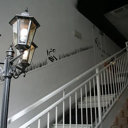 Hostal New Generation Center Milán