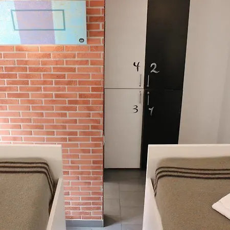 Hostal New Generation Center *
