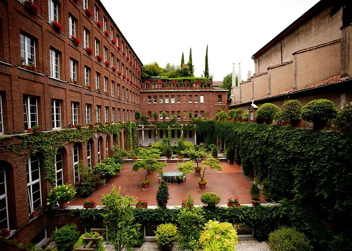 Hostel New Generation Center Mediolan